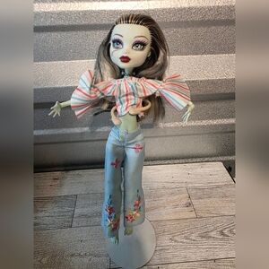 Monster High Frankie Stien Doll